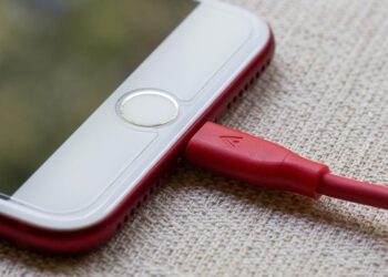 Usporava li duži USB kabel punjenje mobitela? Obratite pozornost na jednu jako bitnu stvar