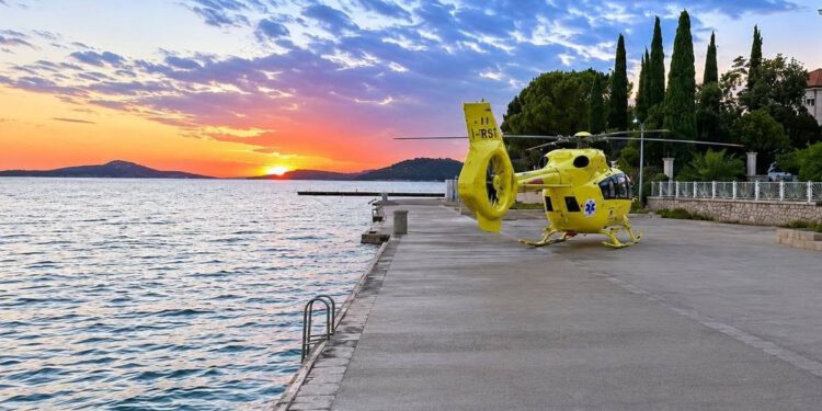 VAPAJ SA ZLARINA Helikopteri među kupačima, a smeće nitko ne uklanja