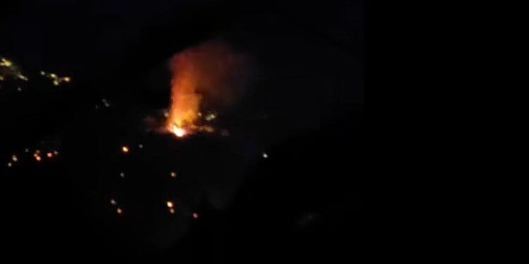 VIDEO Požar na Hvaru još nije ugašen. Evo kakva je situacija
