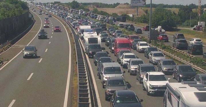 VRUĆINE I KOLONE Gužve prema moru se ne smanjuju, prilagodite vožnju uvjetima na cesti!