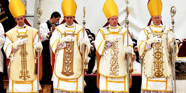 Vatikan pape Lava XIV. proglašava Družbu sv. Pija X. u raskolu zbog novih biskupa
