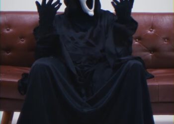 Zvijezda Scary Movie pridružuje se OnlyFansu i zadirkuje divlju suradnju s Carmen Electrom: ‘Veliki broj tijela’