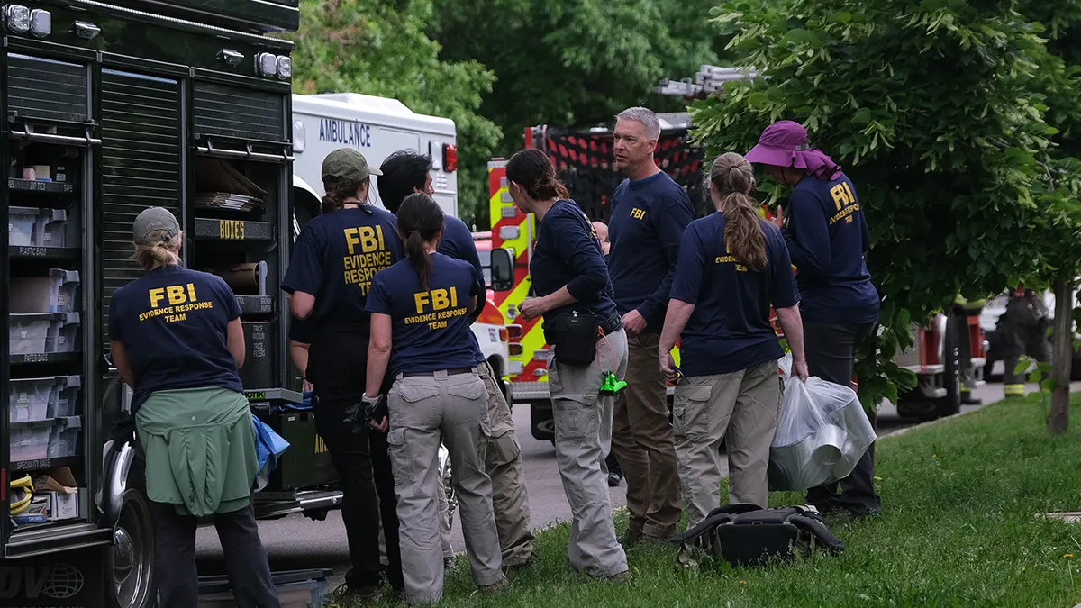 FBI na mjestu napada u Boulderu, Colorado
