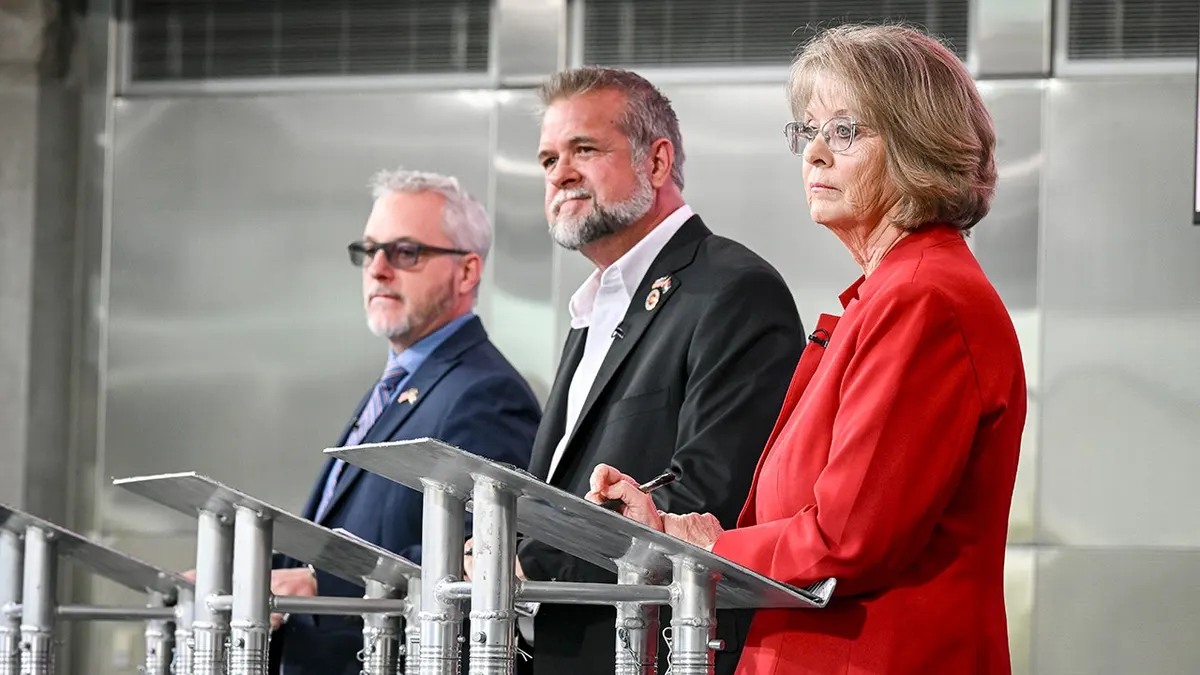 Zastupnik savezne države Colorado Scott Bottoms, Victor Marx i državna senatorka Barbara Kirkmeyer