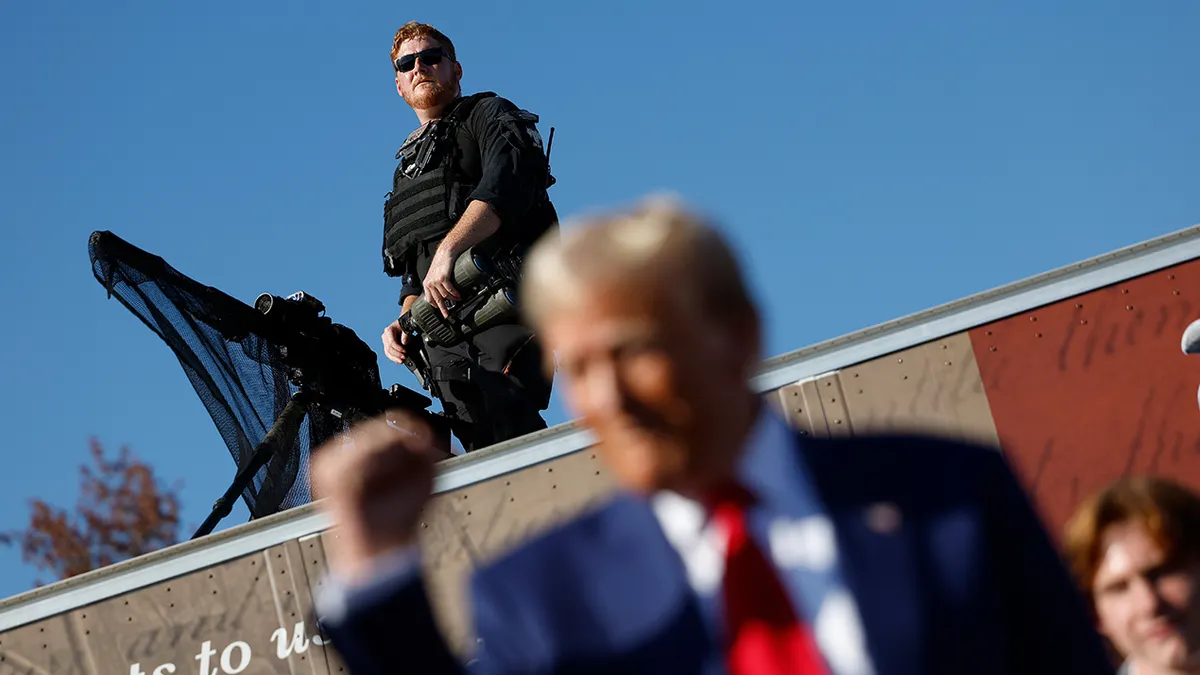 Agent tajne službe štiti predsjednika Trumpa