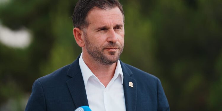 ODLUKA JE PALA: U Splitu se tijekom ljeta alkohol neće smjeti prodavati od 21 do 6 sati!