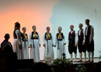 Dječja klapa Škatulica oduševila prvim koncertom u Cavtatu