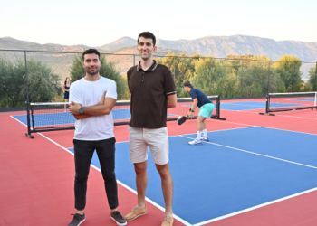 Dubrovnik ima novi sport kojega mogu igrati i potpuni početnici! Na Babinom kuku otvoreno šest terena za pickleball (FOTO)