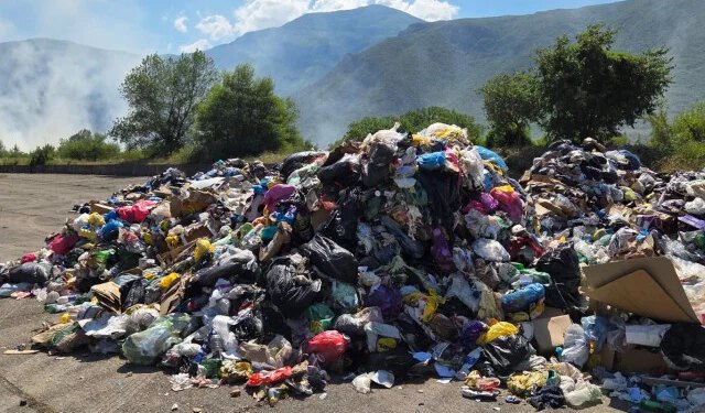 Federacija uvodi nova pravila za odlagališta: Neuređenima deset godina za prilagodbu, postojećima s dozvolama osam