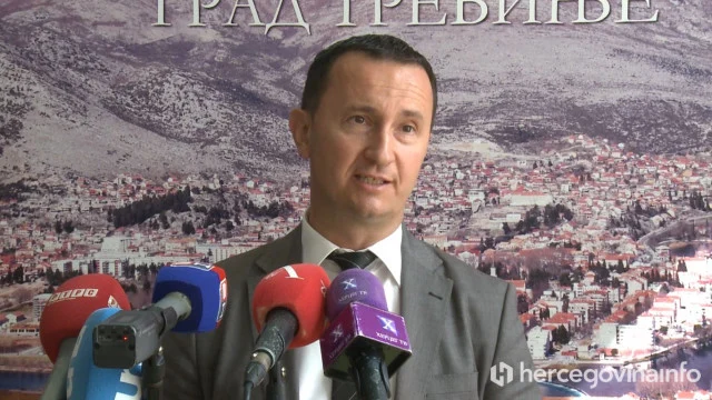 Gradonačelnik Trebinja preusmjerio više od dva milijuna KM namijenjenih završetku Gimnazije