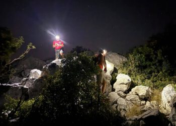 HGSS Makarska spasio iscrpljenog planinara na Biokovu: Na zahtjevnu stazu krenuo u natikačama