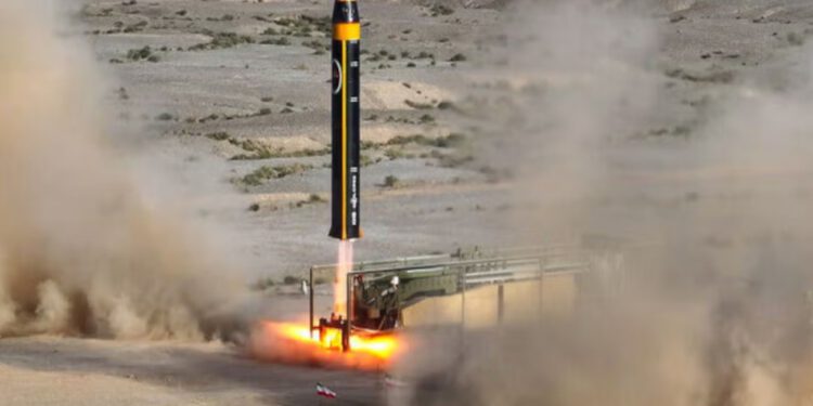 Iran je najavio interkontinentalnu raketu koja može dosegnuti Ameriku