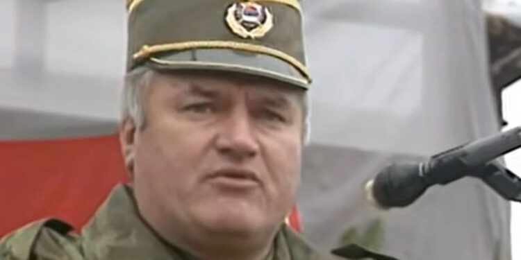 Jeziva priča o prstenu Ratka Mladića: ‘Tijekom rata okrenuo ga naopako’