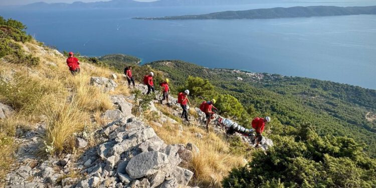 KOBNA POGREŠKA NA BIOKOVU Krenuli na vrh po paklenoj vrućini bez dovoljno vode, jedan se planinar nije vratio