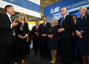 Lučić prozvao Čovića: ‘Dronovi su se mogli proizvoditi u Mostaru i Srednjoj Bosni, a sada sve završava u Srbiji’