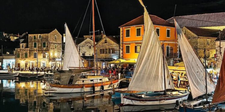 NEBESKI ZAŠTITNIK Dani sv. Lovrinca u Vrboskoj