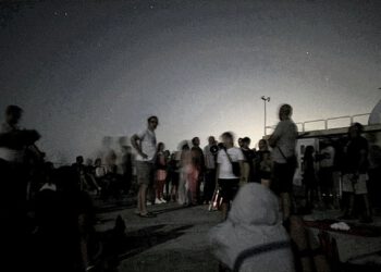 NEBO IZNAD SPLITA PRIREĐUJE SPEKTAKL U istoj večeri gledat će se pomrčina Sunca i Suze sv. Lovre