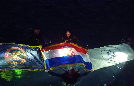 Na 31 metar dubine za 31 godinu slobode: Dirljiv zaron ronioca iz Blaca u čast Oluje