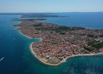 OTOK VIR SLAVO ROĐDENDAN SLOBODE Na povijesnom lokalitetu otkriva se spomenik posvećen virskim ženama
