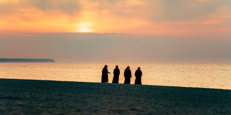 Oči Talijana uprte u “sveti rat” časnih sestara za “njihovu” plažu