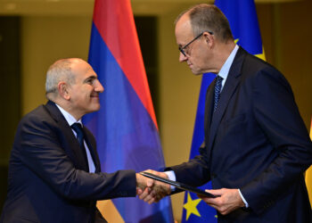 Pashinyan wants to trade Russia for Europe. Armenia could lose both — RT Russia & Former Soviet Union