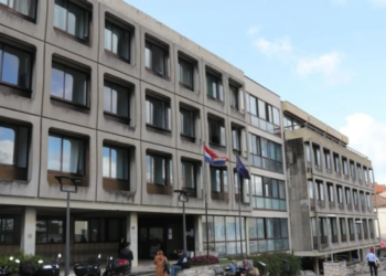 Pijani Irac pokušao nasilno ući u stan Nijemca i Hrvatice. Sad je u istražnom zatvoru
