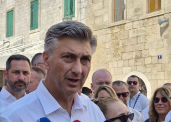 Premijer Plenković iz Sinja najavio nove cijene goriva