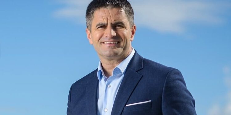 Ravnatelj Lučke uprave Split tuži bivšeg splitskog gradonačelnika: “Vraćam ugled, nisam plagijator”