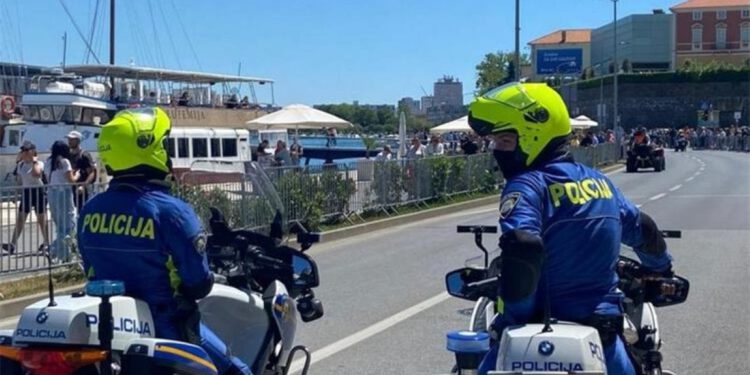 Savjeti zadarske policije vozačima koji kreću na godišnje odmore
