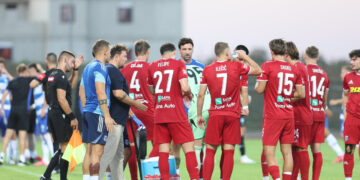 Sportske novosti – U dva kola primili osam golova, a sada ih čeka najteži mogući protivnik, starta i veliki talent Hajduka?
