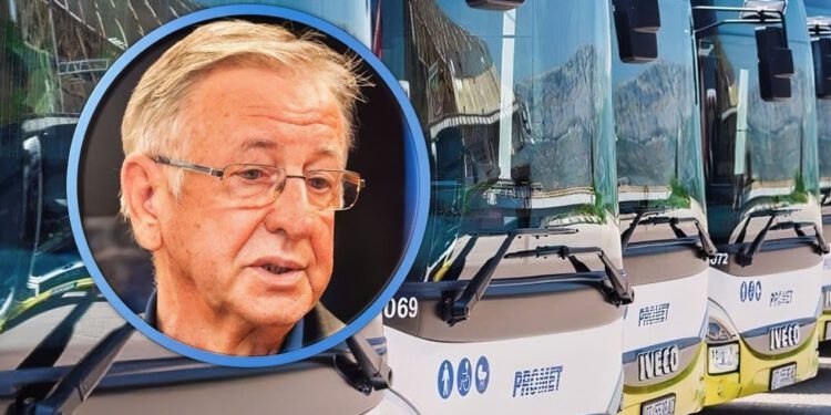 Što se događa s autobusima na Šolti? Građani iznijeli niz ozbiljnih tvrdnji, načelnik odgovorio: “Općina ne ukida linije! Sadašnji model je neodrživ”