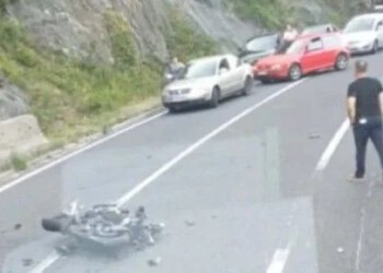 Teška prometna nesreća na Bradini u potpunosti obustavila promet