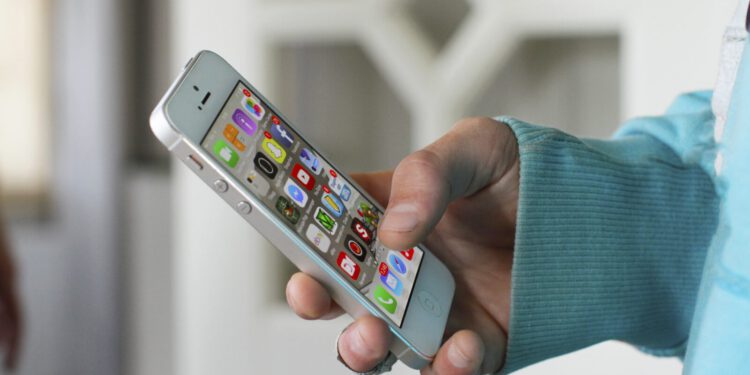 Tipka za glasnoću na vašem mobitelu ima sedam funkcija: Jedna vam može spasiti život