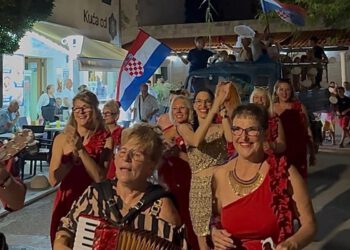 U Sumartinu održana "Lažna svadba"