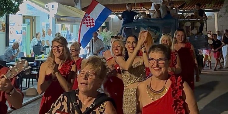 U Sumartinu održana "Lažna svadba"