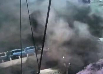 U katastrofi u Nepalu poginulo najmanje 95 osoba, nestalo više od 380: Broj žrtava raste
