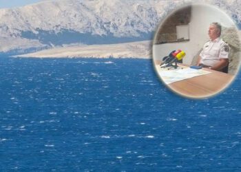 Uključena su plovila policije, poslijepodne ponovno stiže i avion