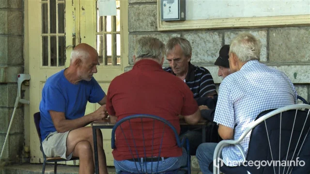 Umirovljenici će u četvrtak dobiti jednokratnu pomoć za srpanj