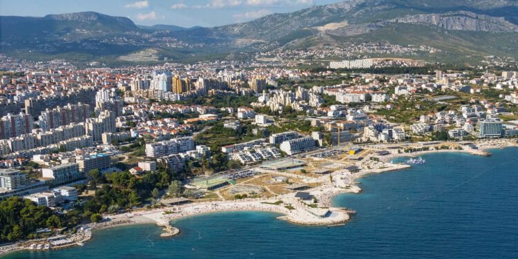 Uoči subotnjeg prosvjeda stigla zanimljiva poruka iz Splita: “Ne možemo svi biti u Zagrebu, ali…”