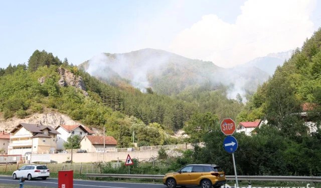Vatrogasci u Konjicu na izmaku snaga, zatražena međunarodna pomoć