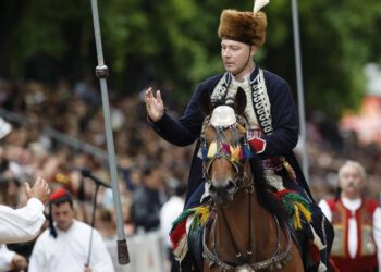Vojvoda Šušnjara otvorio 311. Sinjsku alku: „Čuvajmo Hrvatsku, njezine vrijednosti i tradiciju te čuvajmo jedni druge!“