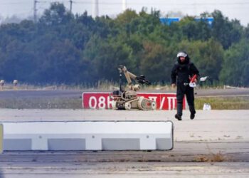 Zahuktava se priča oko eksplozivnog drona na njemačkom aerodromu