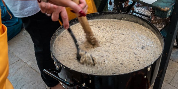 3. Skradinski festival rižota i načina života okuplja kuhare iz Italije, Litve i Mađarske, uz posebnu ulogu lokalnih vinara