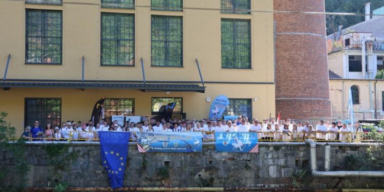 Akcija čišćenja Rječine okupila volontere i ronioce