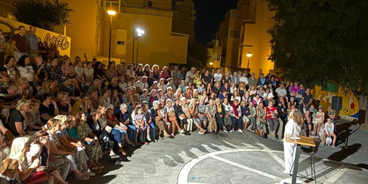 Arijana Čulina oduševila Mertojak: Prepuni amfiteatar smijao se gotovo sat i pol, a na kraju se i zapjevalo