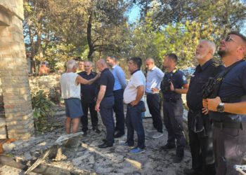 Boban nakon sastanka Stožera na Braču: Požar zahvatio gotovo 4.500 hektara, prevencija mora biti temelj našeg djelovanja