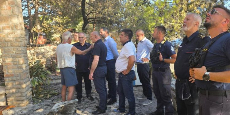 Boban nakon sastanka Stožera na Braču: Požar zahvatio gotovo 4.500 hektara, prevencija mora biti temelj našeg djelovanja
