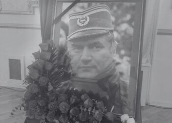 Dužnosnici Srbije i RS-a na komemoraciji ratnom zločincu Mladiću: Nazivali ga ‘časnim časnikom’