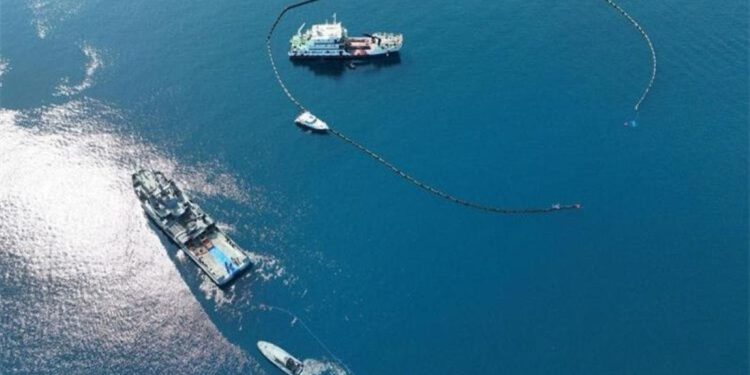 FOTO Održana međuresorna vježba za učinkovito reagiranje na iznenadna onečišćenja mora