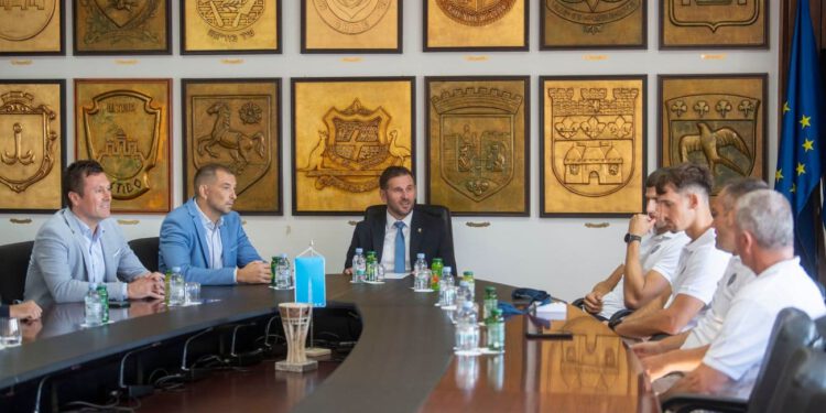 Gradonačelnik Šuta primio brončane splitske veslače Boškovića i Mahmutovića